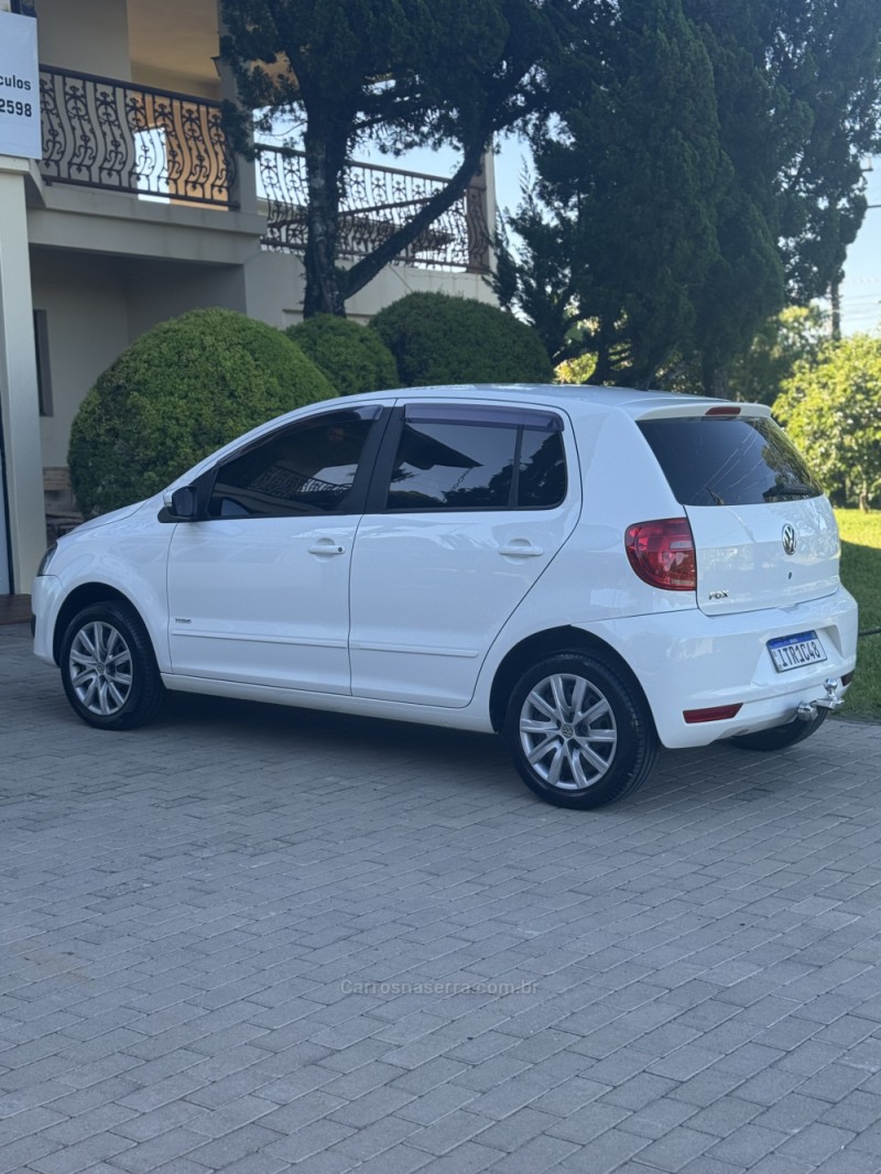 FOX 1.0 ITREND 8V FLEX 4P MANUAL - 2013 - ENCANTADO