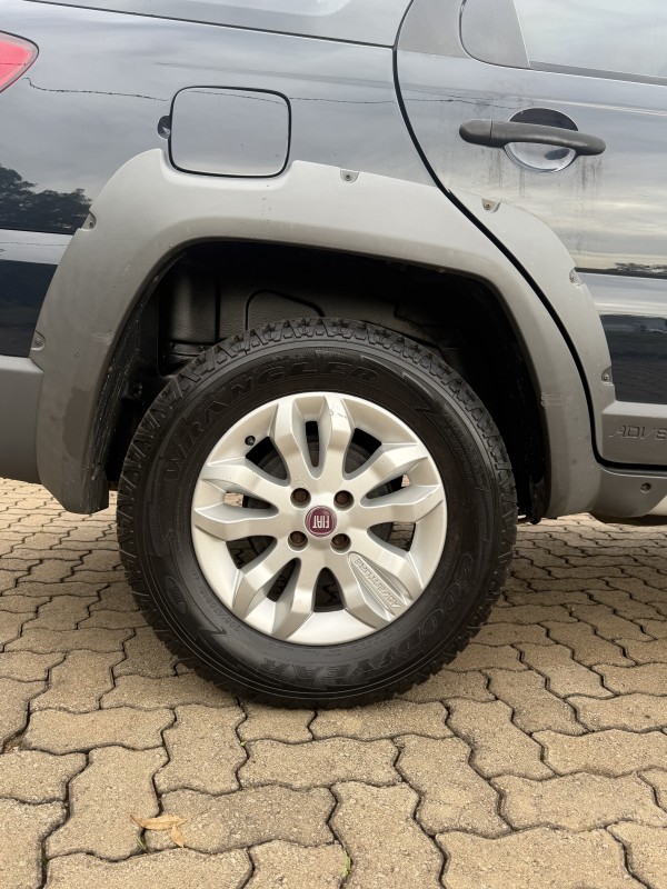 PALIO 1.8 MPI ADVENTURE LOCKER WEEKEND 8V FLEX 4P MANUAL - 2014 - ARROIO DO MEIO