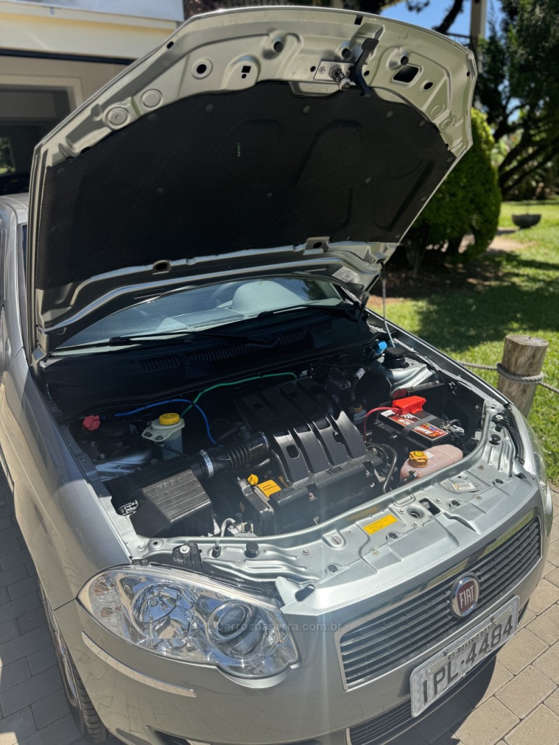 SIENA 1.4 MPI ELX ATTRACTIVE 8V FLEX 4P MANUAL - 2009 - ENCANTADO