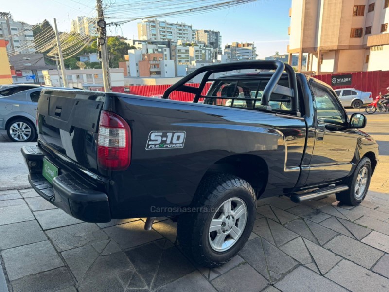 S10 2.4 ADVANTAGE 4X2 CD 8V FLEX 4P MANUAL - 2010 - GARIBALDI