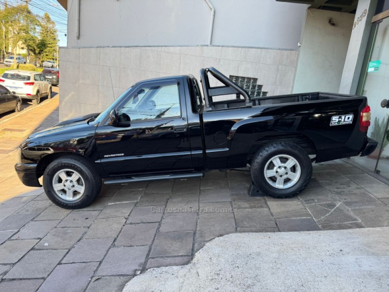 S10 2.4 ADVANTAGE 4X2 CD 8V FLEX 4P MANUAL - 2010 - GARIBALDI