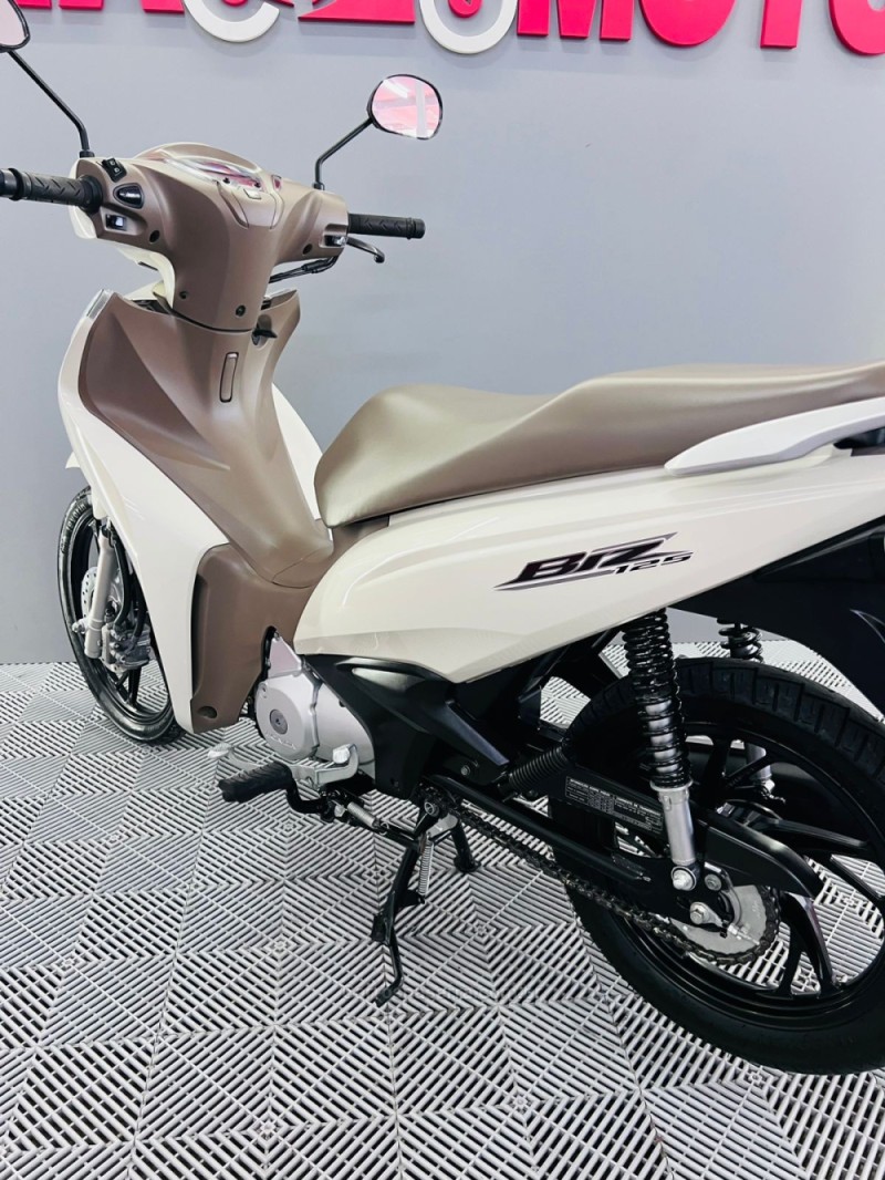 BIZ 125  - 2023 - CAMPO BOM