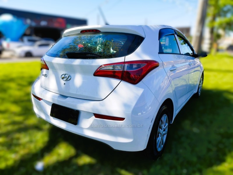 HB20 1.0 COMFORT 12V FLEX 4P MANUAL - 2017 - NOVO HAMBURGO