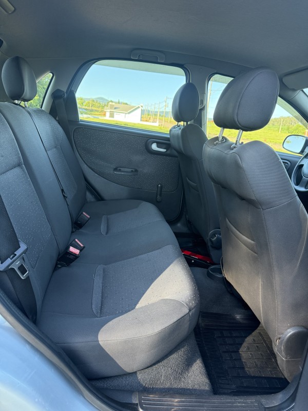 CORSA 1.4 MPFI PREMIUM 8V FLEX 4P MANUAL - 2009 - ARROIO DO MEIO