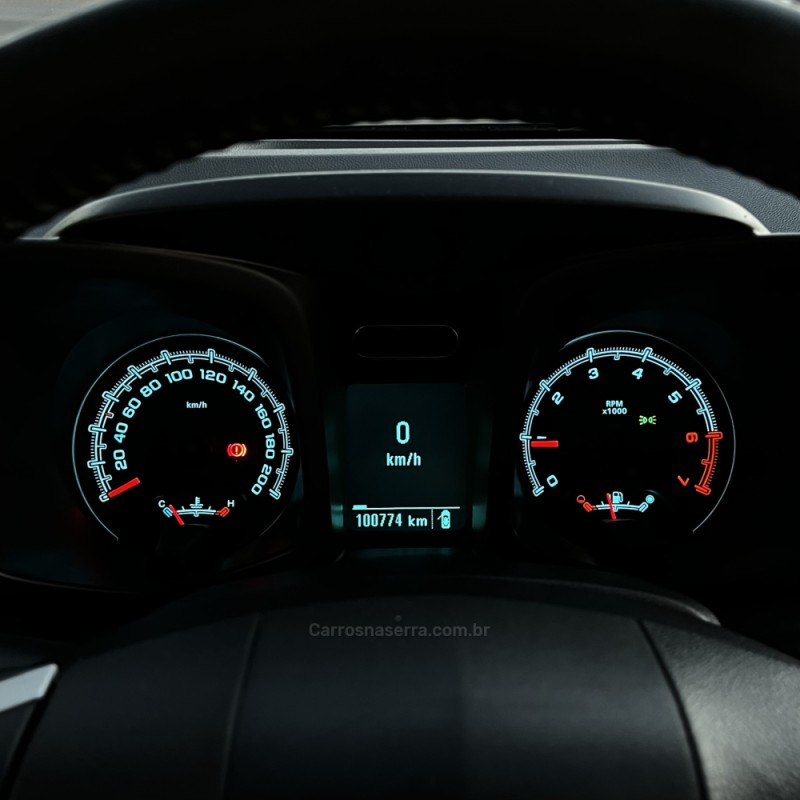 S10 2.4 MPFI LTZ 4X4 CD 8V FLEX 4P MANUAL - 2014 - VACARIA