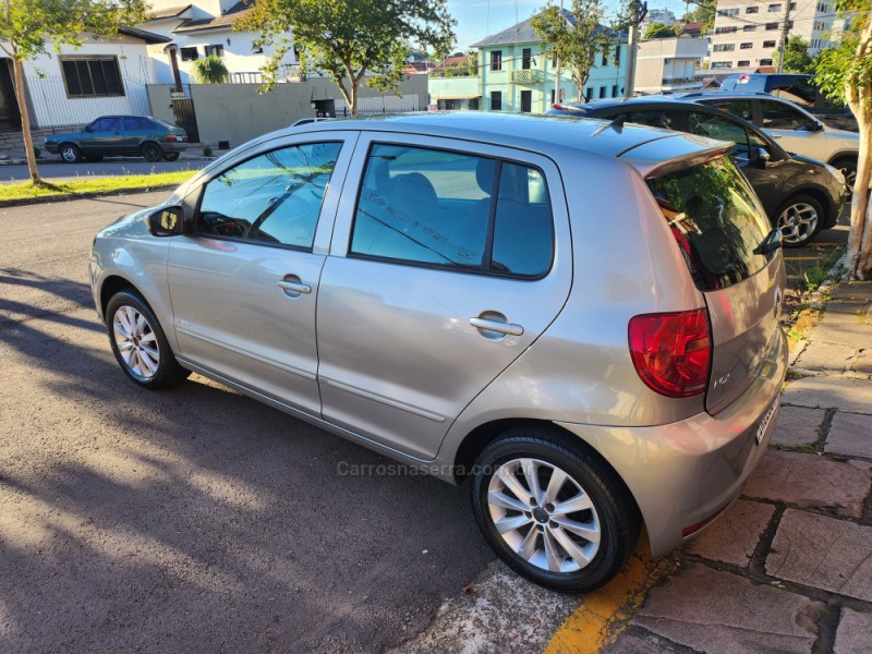 FOX 1.0 MI TREND 8V FLEX 4P MANUAL - 2011 - VERANóPOLIS