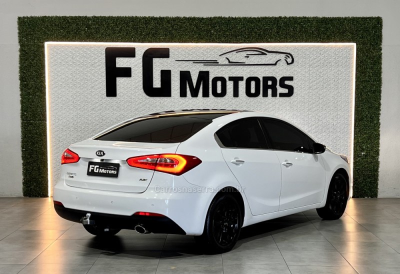 CERATO 1.6 SX3 16V FLEX 4P AUTOMÁTICO - 2015 - NOVO HAMBURGO