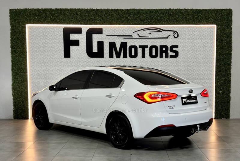 CERATO 1.6 SX3 16V FLEX 4P AUTOMÁTICO - 2015 - NOVO HAMBURGO