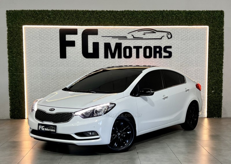 CERATO 1.6 SX3 16V FLEX 4P AUTOMÁTICO - 2015 - NOVO HAMBURGO