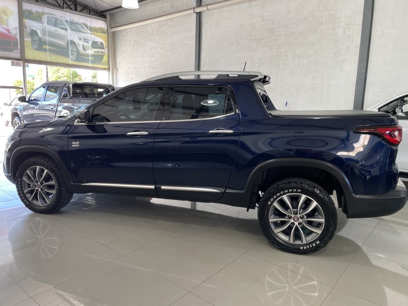 TORO 2.0 16V TURBO DIESEL VOLCANO AT9 4X4 AUTOMÁTICO - 2020 - CAXIAS DO SUL