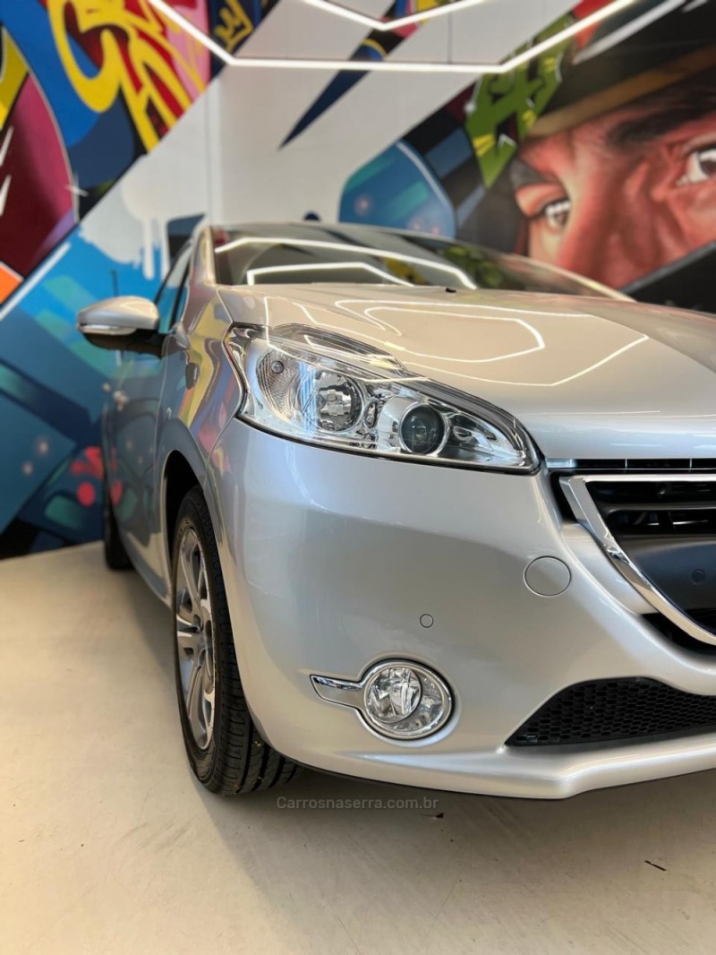 208 1.6 GRIFFE 16V FLEX 4P AUTOMÁTICO - 2016 - NOVO HAMBURGO