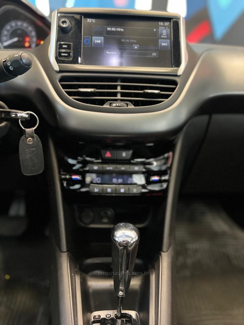 208 1.6 GRIFFE 16V FLEX 4P AUTOMÁTICO - 2016 - NOVO HAMBURGO