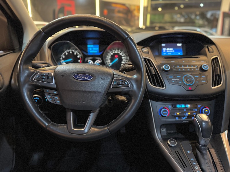 FOCUS 2.0 SE HATCH 16V FLEX 4P AUTO - 2016 - NOVO HAMBURGO