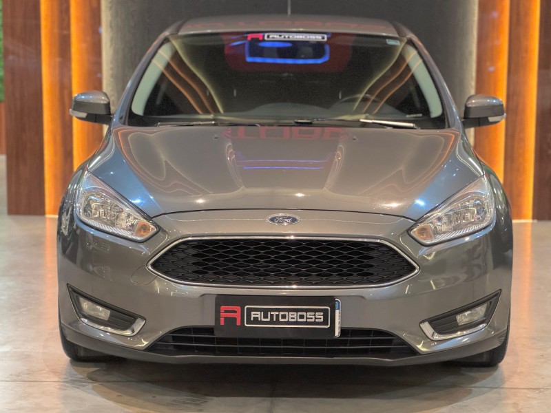 FOCUS 2.0 SE HATCH 16V FLEX 4P AUTO - 2016 - NOVO HAMBURGO