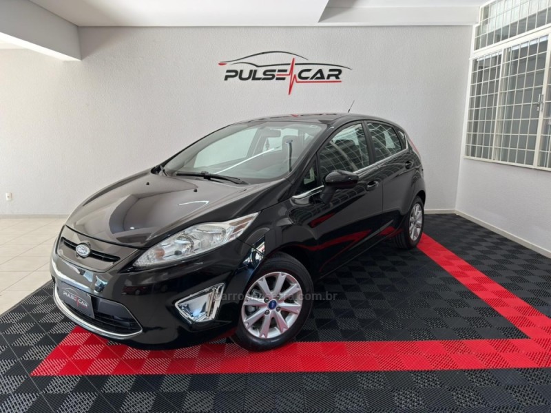 fiesta 1.6 se hatch 16v flex 4p manual 2012 caxias do sul