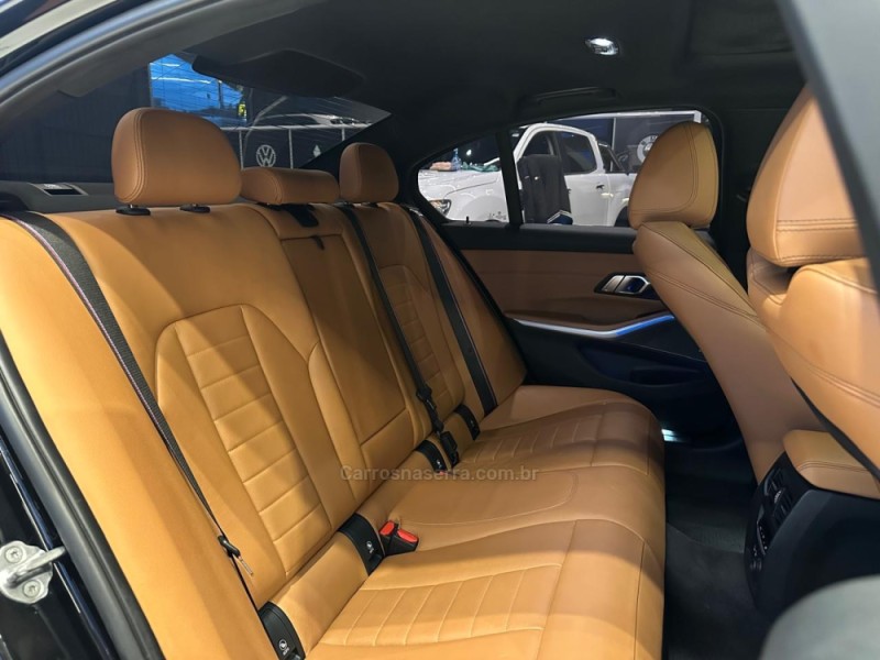 330I 2.0 M SPORT 16V GASOLINA 4P AUTOMÁTICO - 2020 - CAXIAS DO SUL