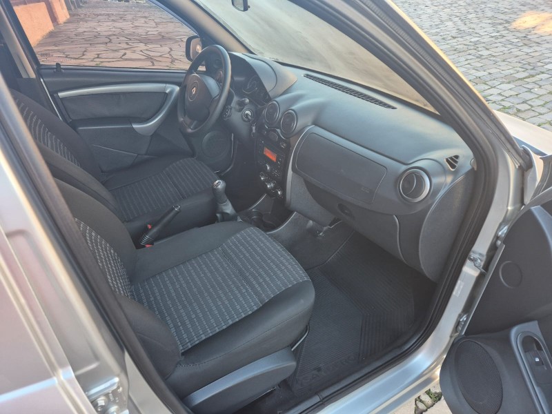 SANDERO 1.6 EXPRESSION 8V FLEX 4P MANUAL - 2013 - CAXIAS DO SUL