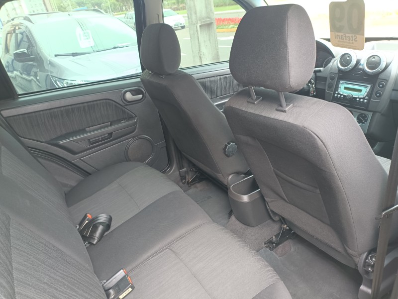 ECOSPORT 1.6 XLT 8V FLEX 4P MANUAL - 2009 - BOM PRINCíPIO