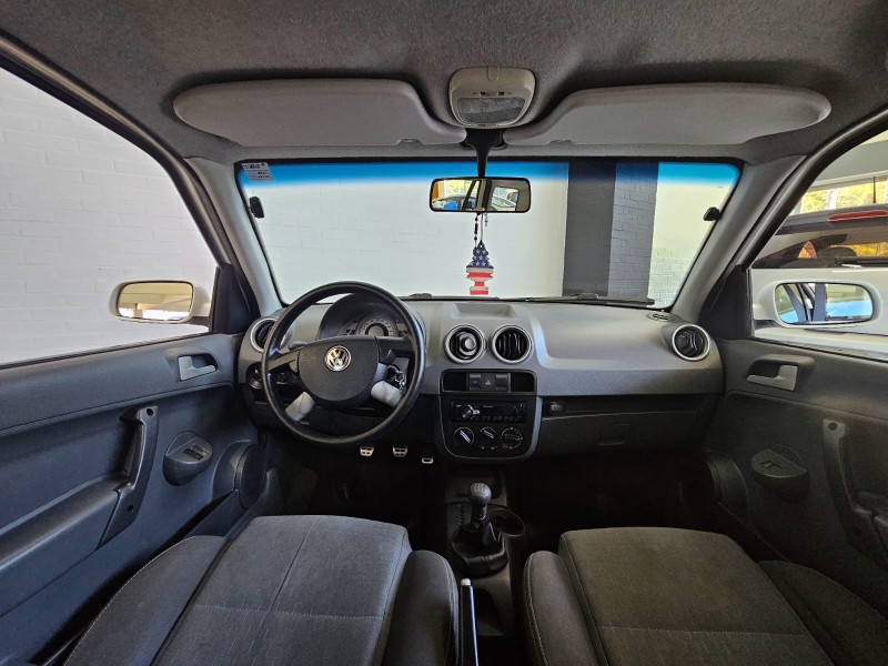 PARATI 1.6 MI TRACK & FIELD 8V FLEX 4P MANUAL G.IV - 2007 - CAXIAS DO SUL