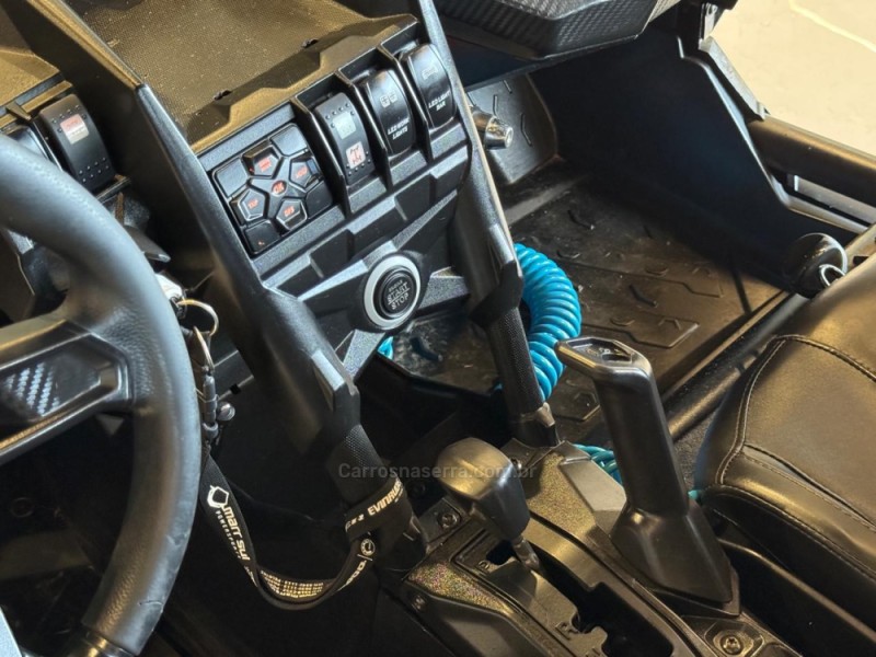 MAVERICK XRS X3 XRS TURBO RR SMART SHOX - 2021 - CAXIAS DO SUL