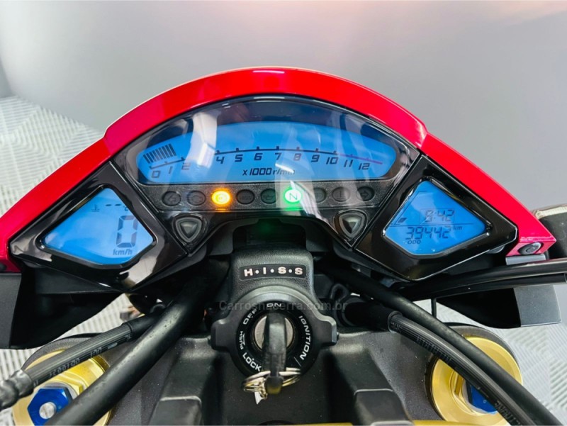 CB 1000R  - 2013 - CAMPO BOM