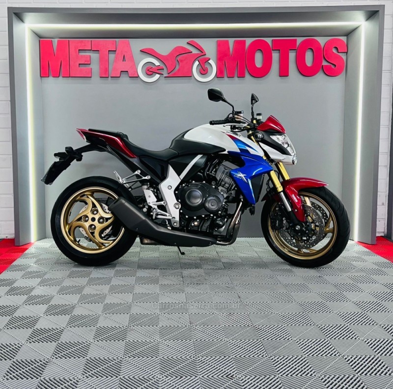 CB 1000R 