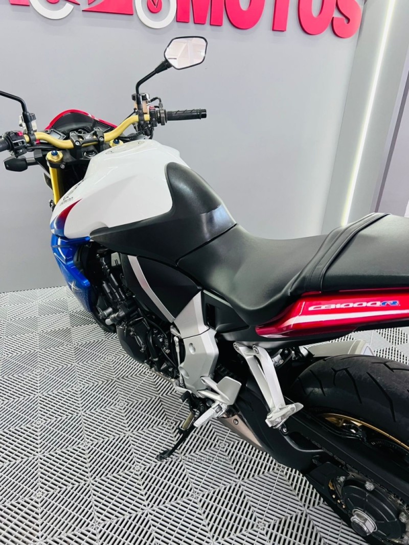 CB 1000R  - 2013 - CAMPO BOM