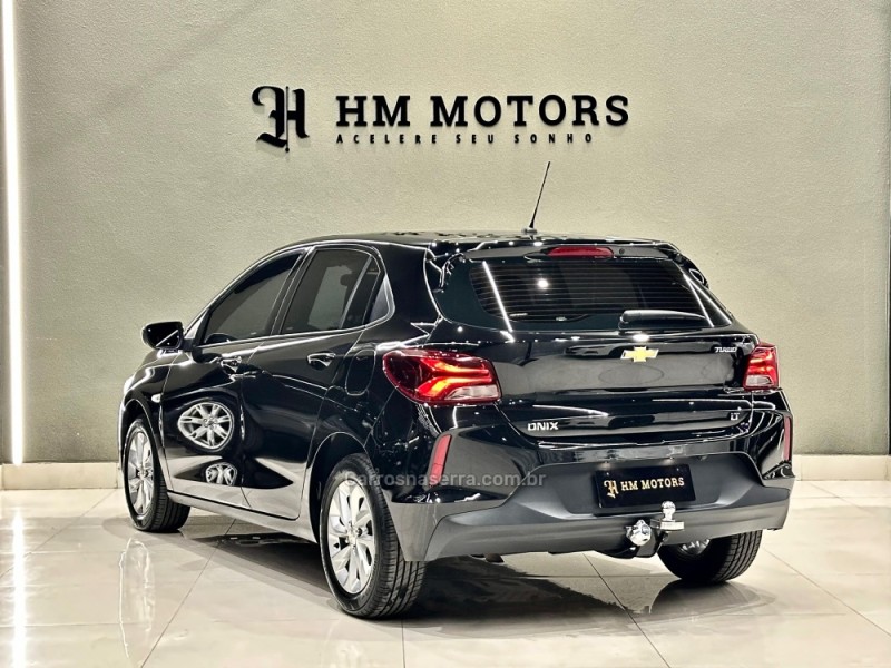 ONIX 1.0 LT 12V TURBO FLEX 4P AUTOMÁTICO - 2021 - CAXIAS DO SUL