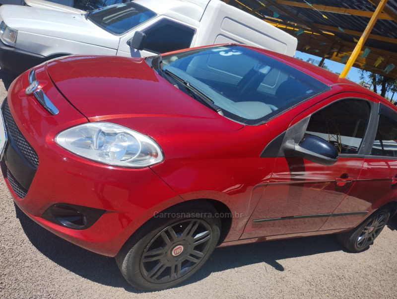 PALIO 1.4 MPI ATTRACTIVE 8V FLEX 4P MANUAL - 2013 - SAPIRANGA