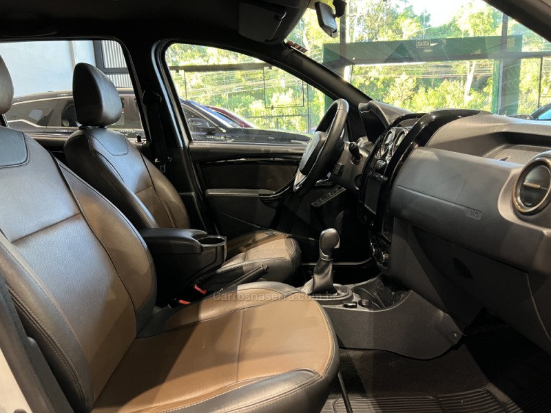 DUSTER 1.6 DYNAMIQUE 4X2 16V FLEX 4P AUTOMÁTICO - 2019 - CAXIAS DO SUL