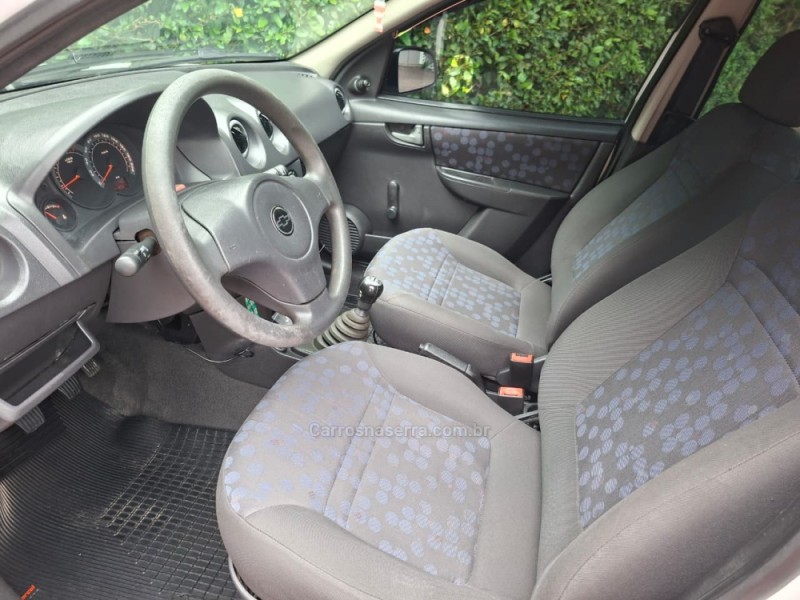 PRISMA 1.4 MPFI JOY 8V FLEX 4P MANUAL - 2010 - ROLANTE