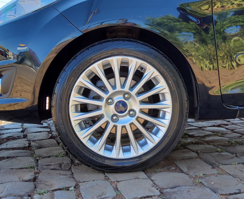 FIESTA 1.6 TITANIUM PLUS HATCH 16V FLEX 4P AUTOMÁTICO - 2014 - NãO-ME-TOQUE