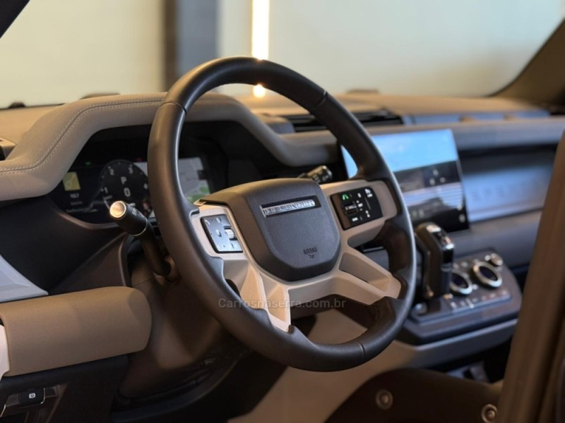 DEFENDER 3.0 D3000 110 X MHEV AWD TURBO DIESEL 4P AUTOMÁTICO - 2023 - CAXIAS DO SUL