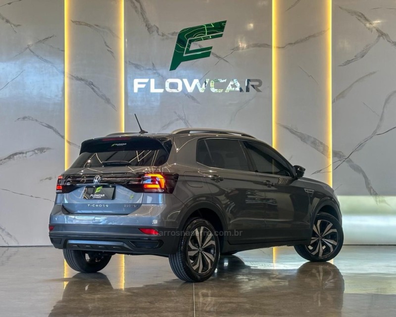 T-CROSS 1.4 HIGHLINE TSI 16V FLEX 4P AUTOMÁTICO - 2024 - GARIBALDI