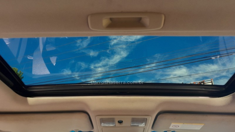 TIIDA 1.8 SL 16V FLEX 4P MANUAL - 2011 - CAXIAS DO SUL