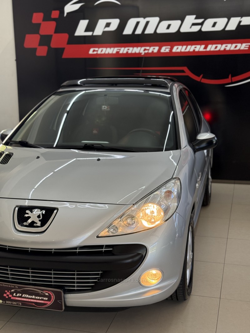 207 1.4 QUIKSILVER 8V FLEX 4P MANUAL - 2011 - FARROUPILHA