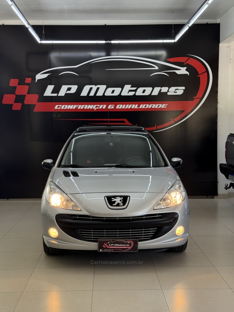 207 1.4 QUIKSILVER 8V FLEX 4P MANUAL - 2011 - FARROUPILHA