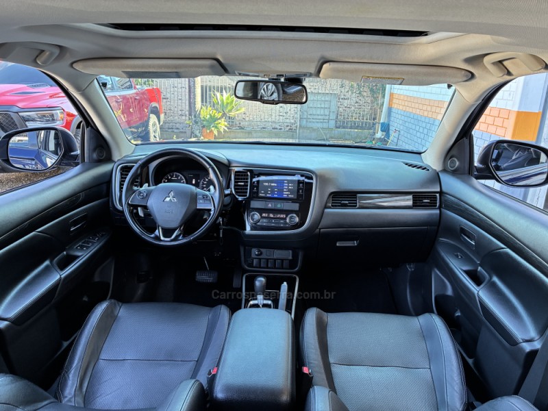 OUTLANDER 2.0 16V GASOLINA 4P AUTOMÁTICO - 2017 - VENâNCIO AIRES