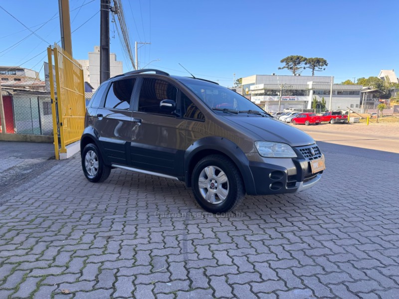 IDEA 1.8 MPI ADVENTURE 8V FLEX 4P MANUAL - 2010 - CAXIAS DO SUL