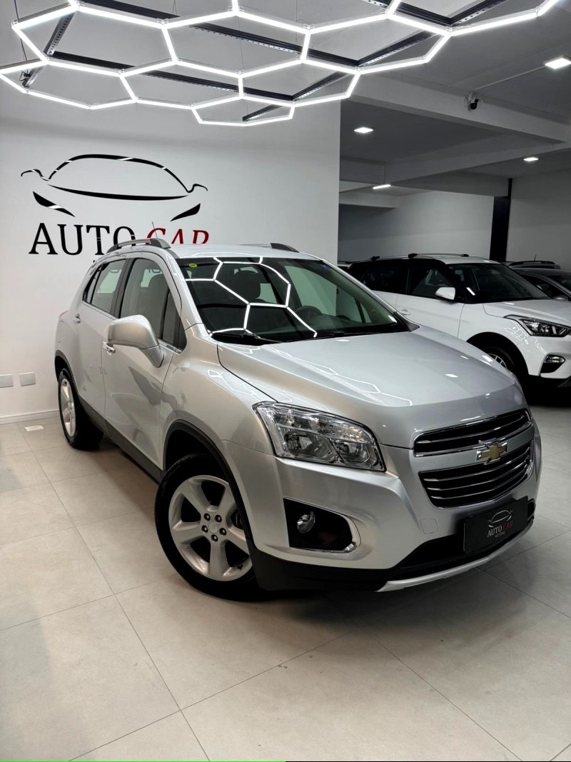 tracker 1.8 mpfi ltz 4x2 16v flex 4p automatico 2016 caxias do sul