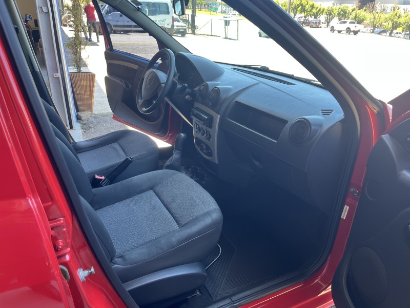 LOGAN 1.6 EXPRESSION 8V HI-FLEX 4P MANUAL - 2010 - CAXIAS DO SUL