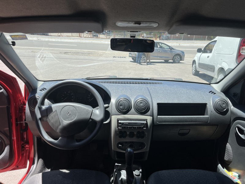 LOGAN 1.6 EXPRESSION 8V HI-FLEX 4P MANUAL - 2010 - CAXIAS DO SUL