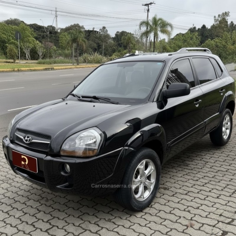 tucson 2.0 gl 2wd 16v gasolina 4p manual 2012 caxias do sul