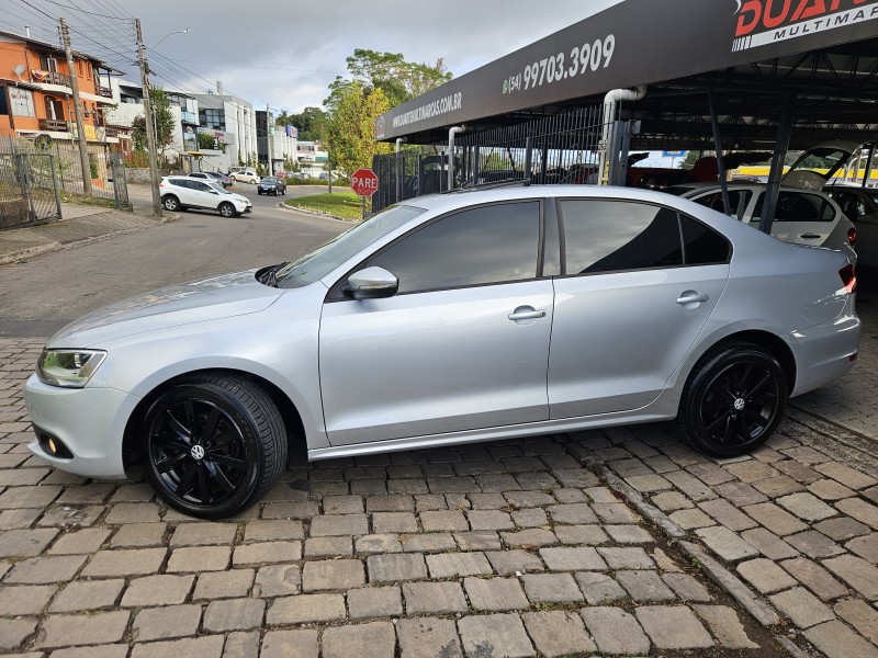 JETTA 2.0 COMFORTLINE FLEX 4P TIPTRONIC - 2012 - CAXIAS DO SUL
