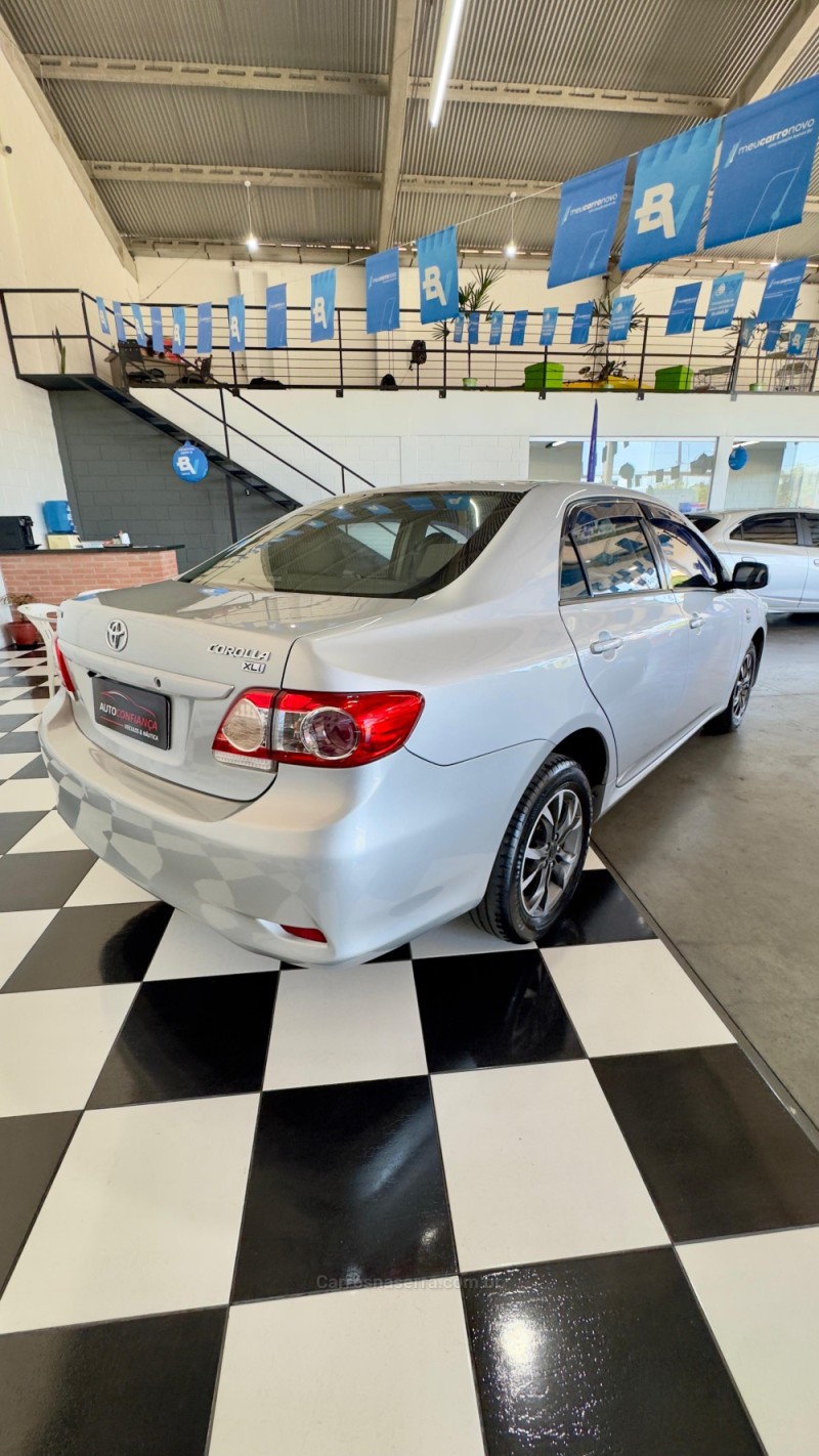 COROLLA 1.8 XLI 16V FLEX 4P MANUAL - 2012 - MONTENEGRO