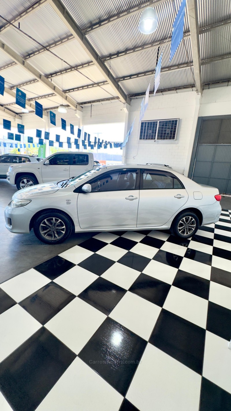 COROLLA 1.8 XLI 16V FLEX 4P MANUAL - 2012 - MONTENEGRO