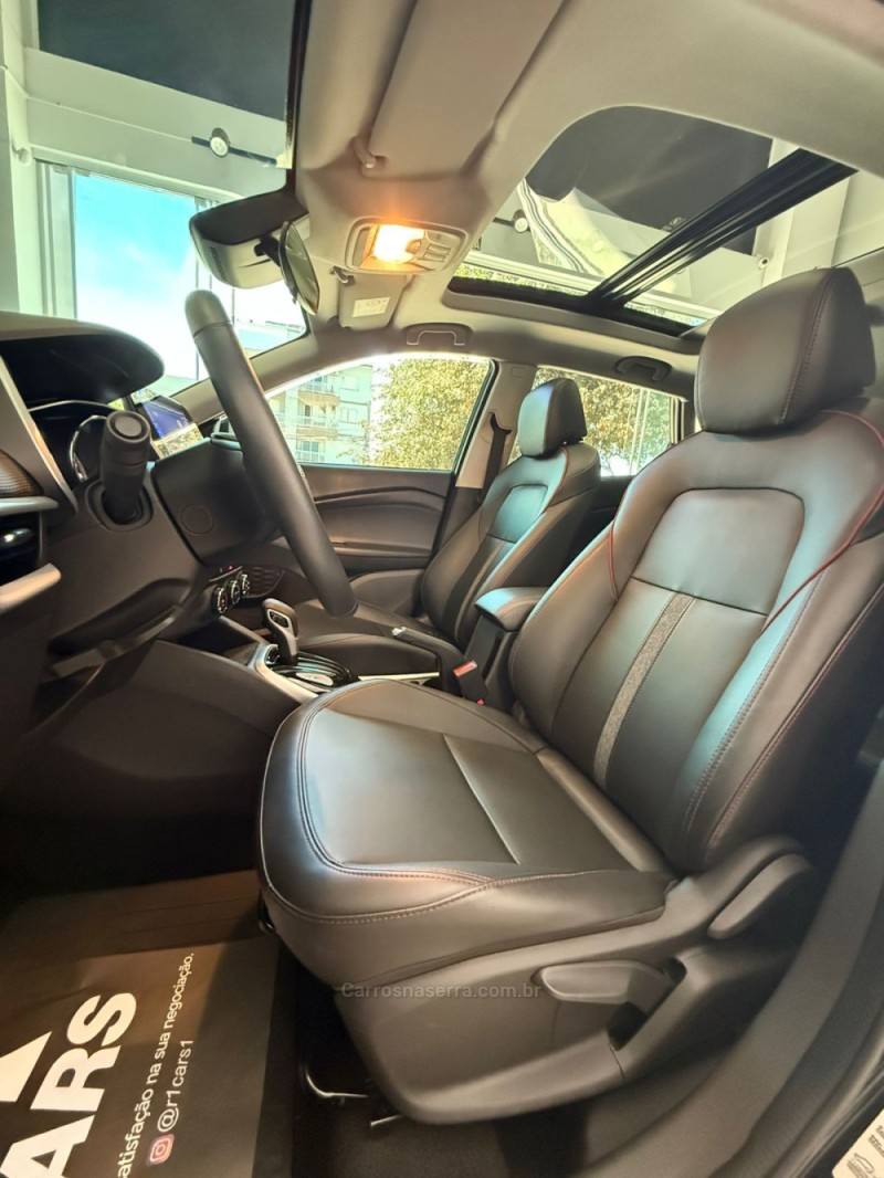 TRACKER 1.2 12V RS TURBO FLEX 4P AUTOMÁTICO - 2024 - LAJEADO