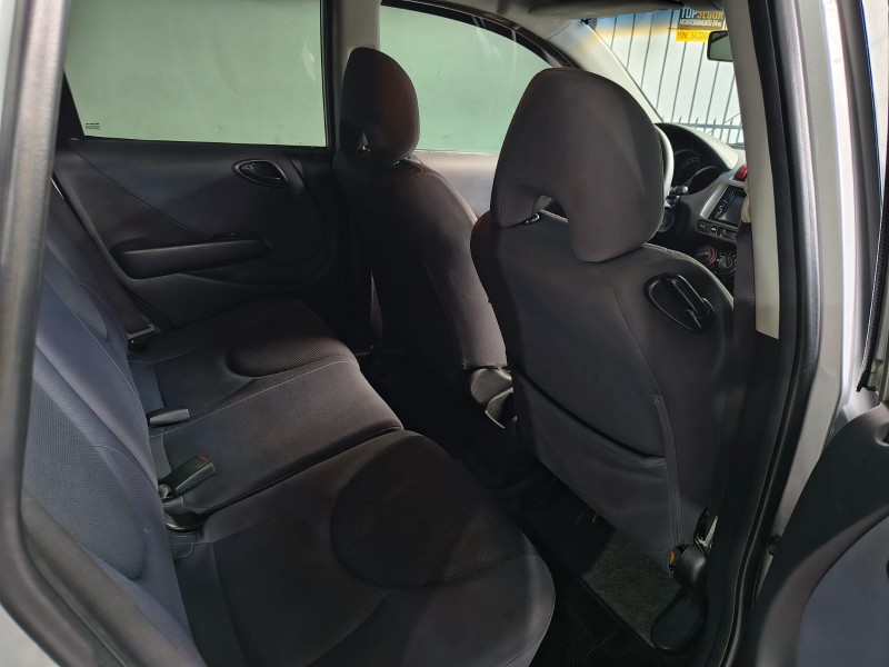 FIT 1.4 LXL 8V GASOLINA 4P AUTOMÁTICO - 2004 - CAXIAS DO SUL