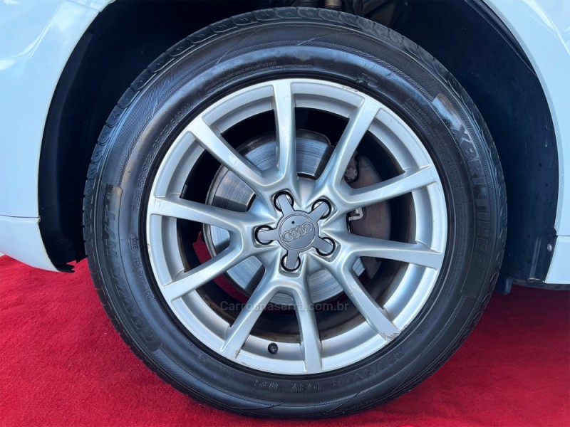 Q5 2.0 TFSI AMBIENTE 16V 211CV GASOLINA 4P AUTOMÁTICO - 2012 - PORTO ALEGRE