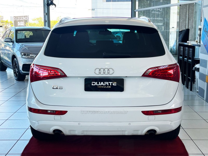 Q5 2.0 TFSI AMBIENTE 16V 211CV GASOLINA 4P AUTOMÁTICO - 2012 - PORTO ALEGRE